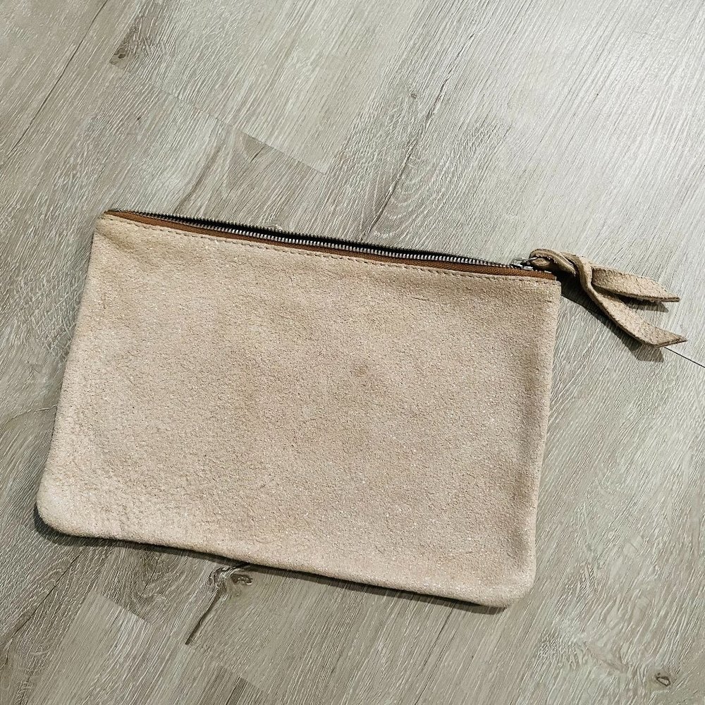 Monserat De Lucca Shiny Cream Small Purse
